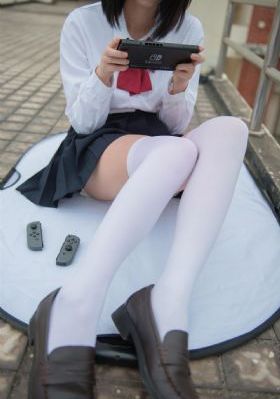 群下有野兽