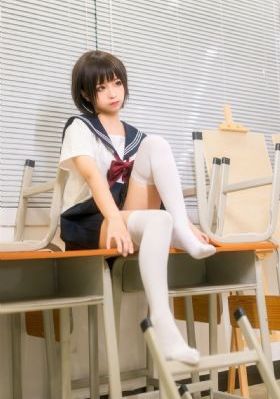 黑人猛挺进小莹的体内视频