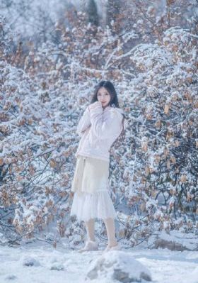 公交车揉捏大乳呻吟娇喘在线观看